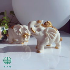 招財吸水象(金) 